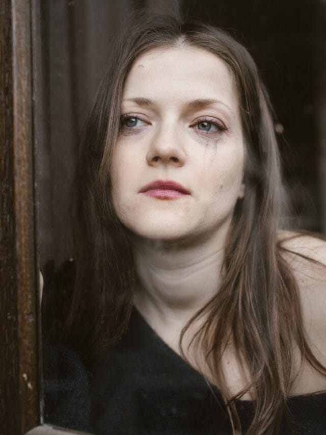 Is Being in Love Hurting You? Learn 7 Causes